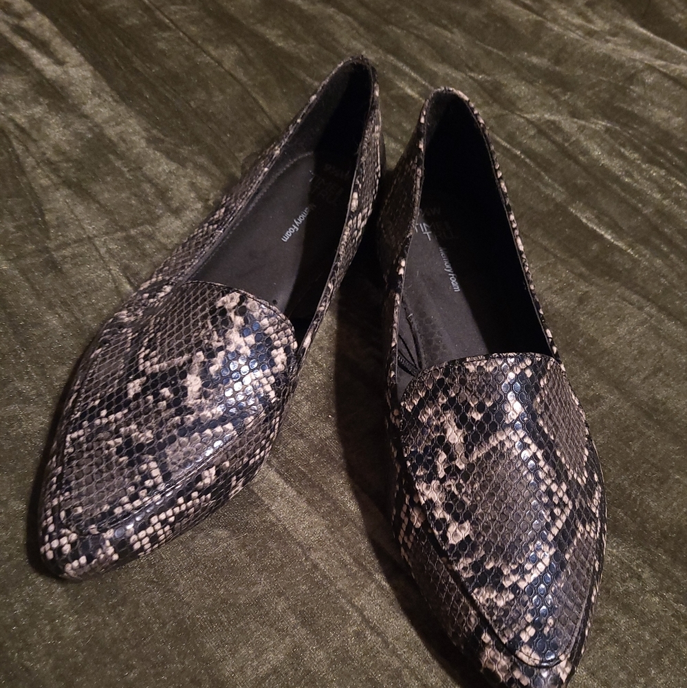 New snakeskin look shoes